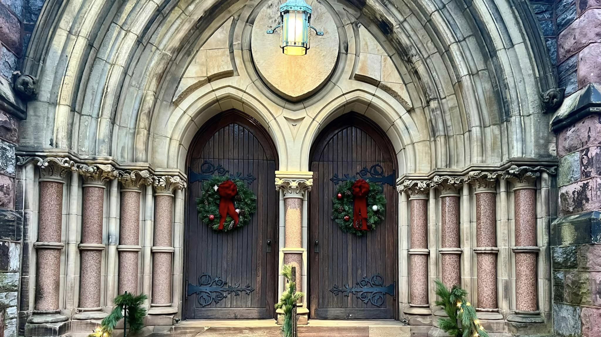 church doors at christmas